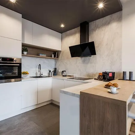 Sky Home- Ilumino -centrum, Parking, Klimatyzacja, Dostep Na Kod * Łódź