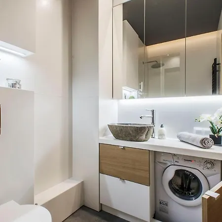 Appartamento Sky Home- Ilumino -centrum, Parking, Klimatyzacja, Dostep Na Kod