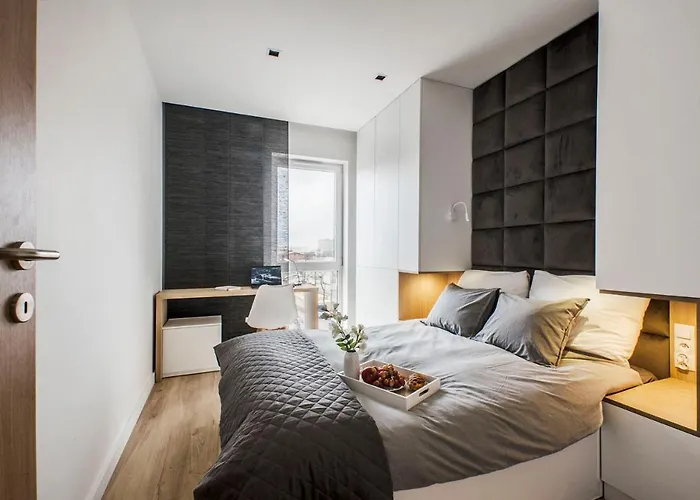 Sky Home- Ilumino -centrum, Parking, Klimatyzacja, Dostep Na Kod 罗兹